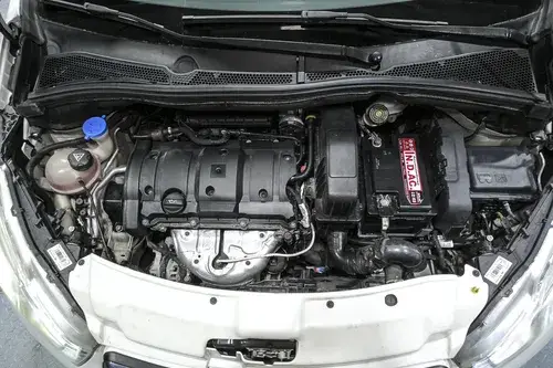 Peugeot 208 1.6 Feline Pack Cuir 2015