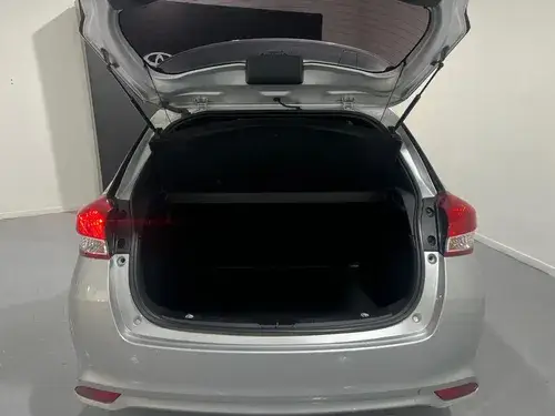 Toyota Yaris 1.5 107cv Xs 2024