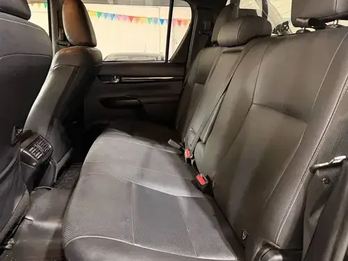 Toyota Hilux 2.8 Dc 4x4 Tdi Srx At L20 2020