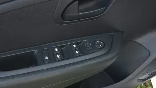 Peugeot 208 1.2 New Like 2023