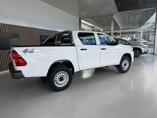 Toyota Hilux Pick-Up 2.4 Cd Dx 150Cv 4X4 At 2026