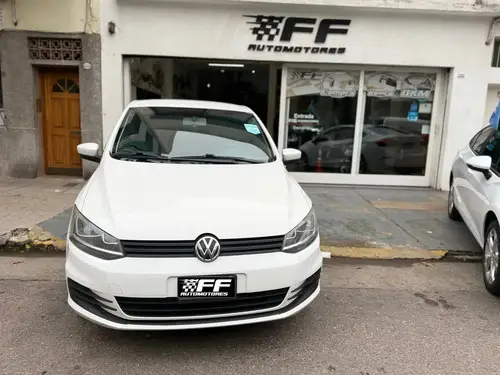 Volkswagen Fox 1.6 Confortline Saf 2015