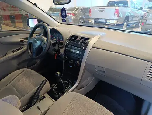 Toyota Corolla 1.8 Xli Mt 2010