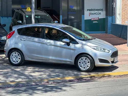 Ford Fiesta Kinetic 1.6 S 120cv 2014
