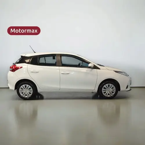 Toyota Yaris 5 puertas 1.5 Xs L/22 2024