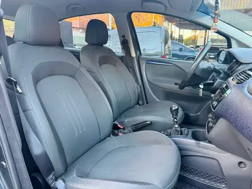 Fiat Punto 1.4 ATTRACTIVE UCONNECT L15 2016