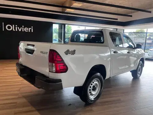 Toyota Hilux Pick-Up 2.4 Cd Dx 150Cv 4X4 At 2026