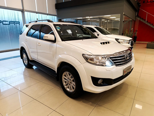 Toyota SW4 3.0 Srv Cuero I 171cv 4x4 2012