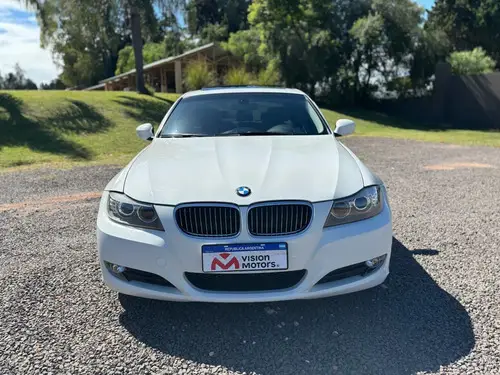 BMW Serie 3 2.5 325i Sedan Executive 2010