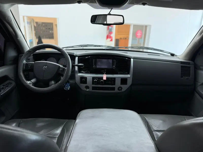 Dodge RAM LARAMIE 2.500 2010
