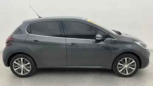 Peugeot 208 1.6 Feline 2018