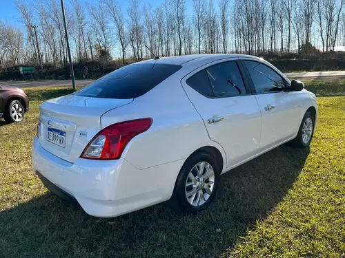 Nissan Versa V-DRIVE PLUS AT 2021