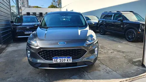 Ford Kuga SE 2.5L HIBRIDA AT FWD 2020