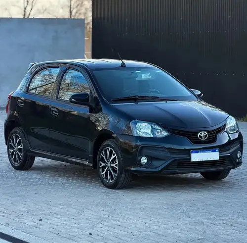 Toyota Etios 1.5 XLS MT6 5P 2021