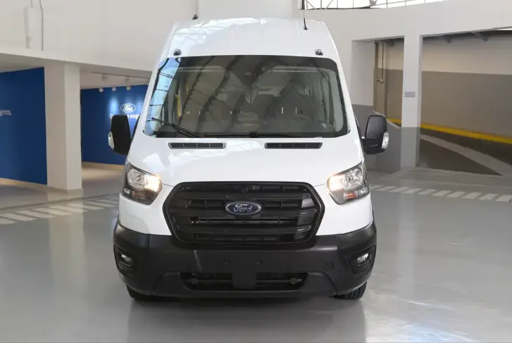Ford TRANSIT MINI BUS AT 17+1 2026