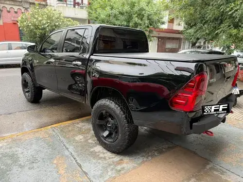 Toyota Hilux Pick-Up 2.8 Cd Srx 177cv 4x4 At 2016
