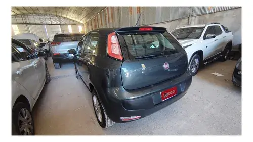 Fiat Punto 1.4 Attractive C/radio Integrada 2015