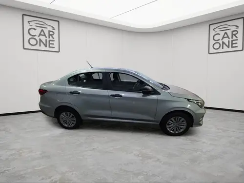 Fiat Cronos 1.3 GSE DRIVE CON TAZAS L23 2022