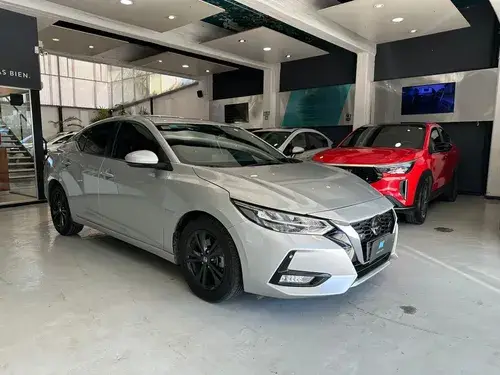 Nissan Sentra Advance 1.8 CVT 2022