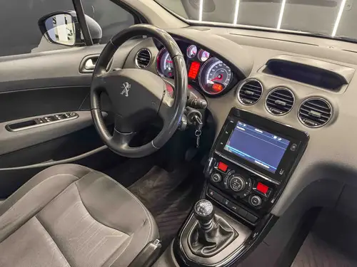 Peugeot 308 1.6 Hdi Allure 2022