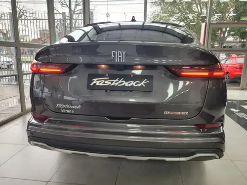 Fiat FASTBACK 1.3 T270 At6 2025
