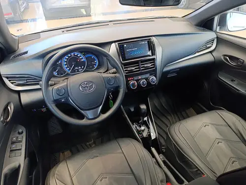 Toyota Yaris 1.5 107Cv Xs Cvt 2026