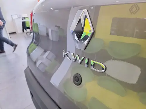 Renault Kwid 1.0 Sce 66Cv Iconic Bitono 2026