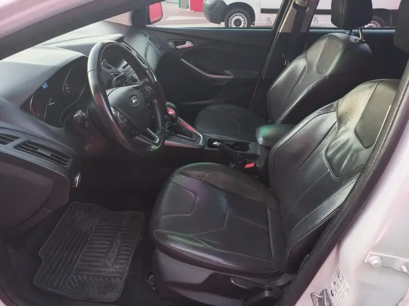 Ford Focus 2.0 se plus power 5p l16 2016