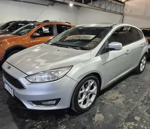 Ford Focus III 2.0 Se Plus At6 2016