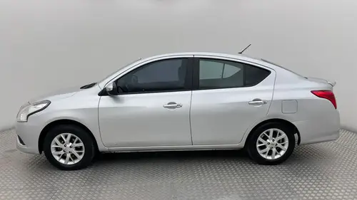 Nissan Versa 1.6 Advance Mt 2020