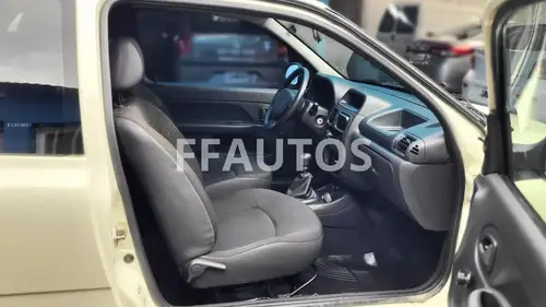 Renault Clio 1.2 M’o Authentique Pack 2013