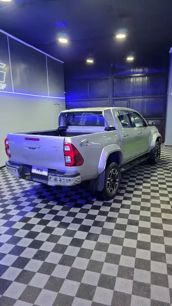 Toyota Hilux SRX 4x4 2.8L TDI 6AT Hilux SRX 4x4 2024