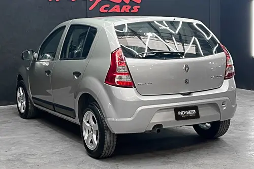 Renault Sandero 1.6 Confort 2011