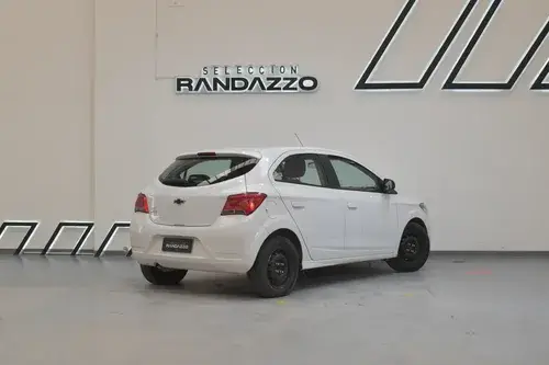 Chevrolet Onix 1.4 JOY BLACK L/22 2024