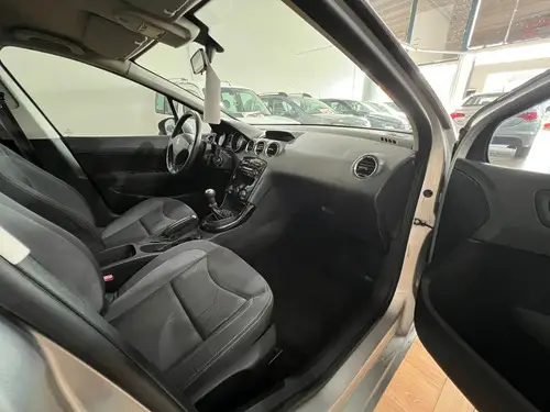 Peugeot 408 1.6 Active 115cv 2016