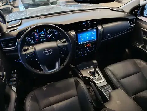 Toyota SW4 2.8 Srx 204Cv 4X4 7As At 2024