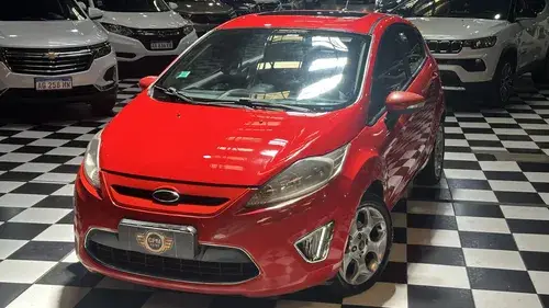 Ford Fiesta Kinetic 1.6 Design 120cv Titanium 2013