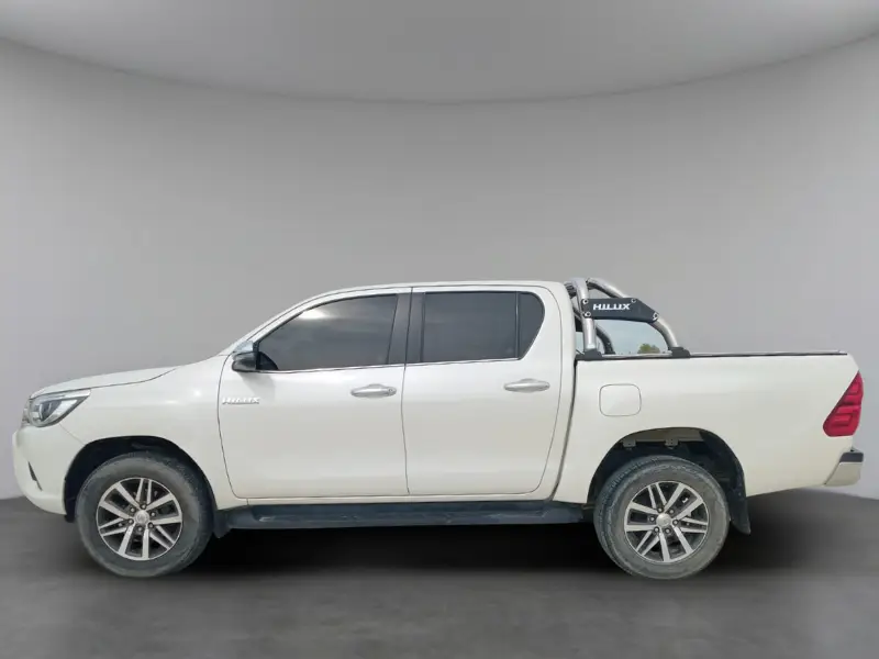 Toyota Hilux 4x4 d/c srx 2.8 tdi 6 a/t 2018