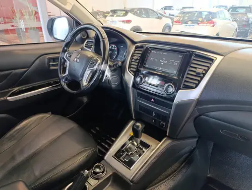 L200 2.4 Di-d High Power 181cv Cuero 2022
