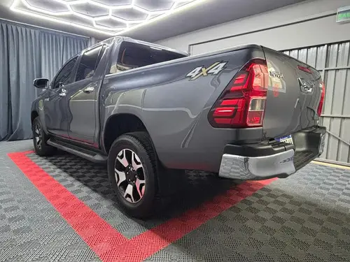 Toyota Hilux 2.8 TDI C/D 4x4 SRX AT 2019
