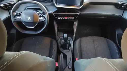 Peugeot 208 1.2 New Like 2023