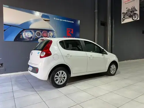 Fiat Palio 1.4 Nuevo Attractive Pack Top 85cv 2017