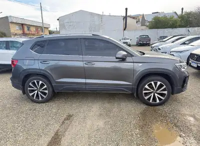 Volkswagen Taos Highline at 2023