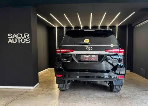Toyota Hilux SW4 SRX 2.8 TDI 4x4 AT 2023
