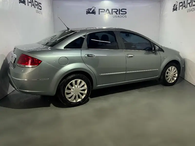 Fiat Linea 1.8 ESSENCE L/16 2016
