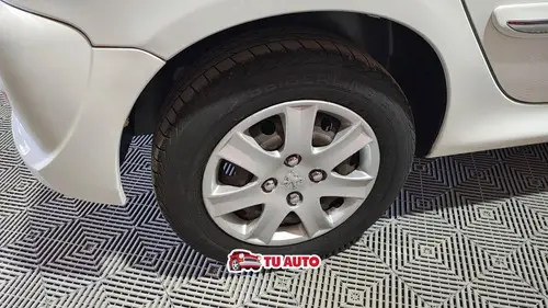 Peugeot 207 1.4 Allure 75cv 2013