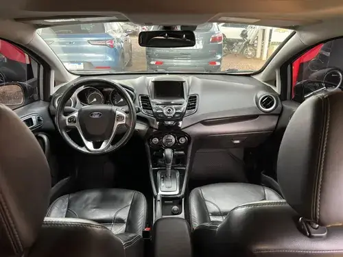 Ford Fiesta Kinetic 1.6 Titanium Powershift 120cv 2015