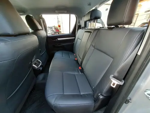 Toyota Hilux 2.8 Cd Srx 177cv 4x2 At 2025