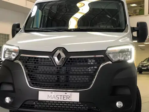 Renault Master corta 2026