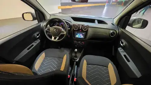 Renault Kangoo Ii 1.6 Sce Stepway 2025